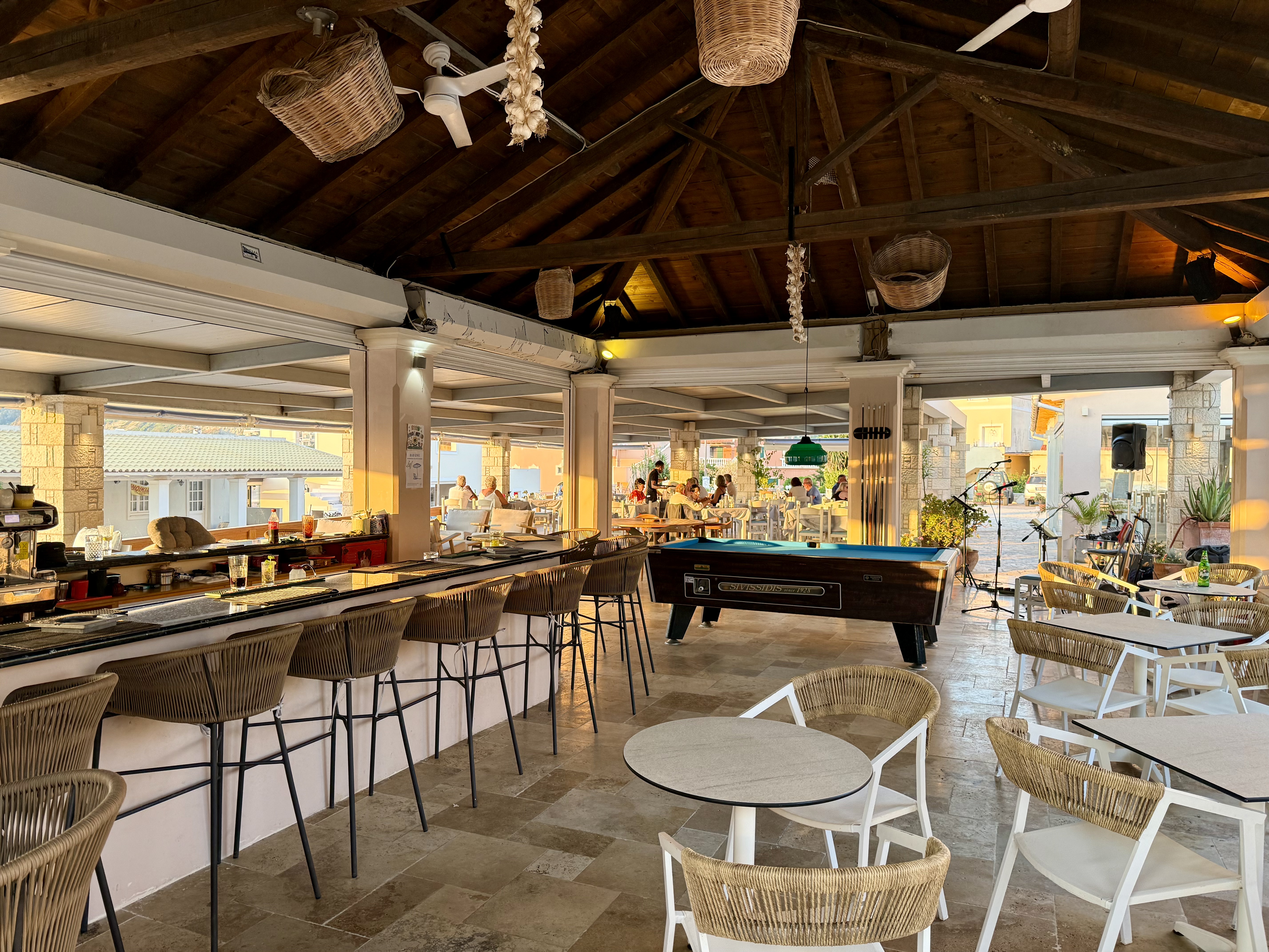 Taverna dining at Nafsika